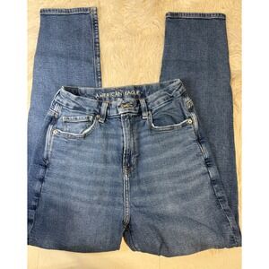 American Eagle Mom Jeans Womens 6 Medium Wash Blue High Waisted Distressed